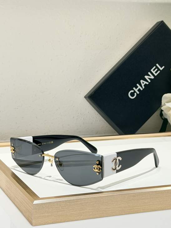 Picture of Chanel Sunglasses _SKUfw80238251fw